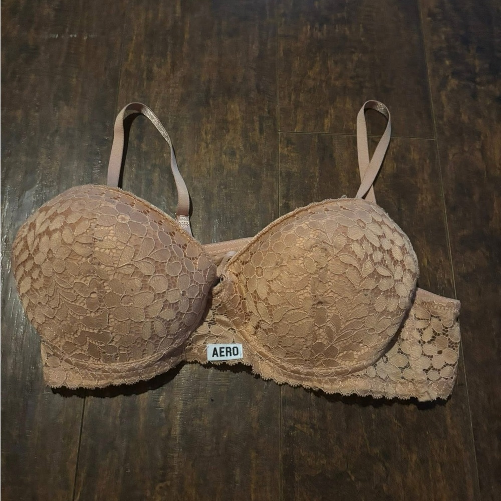 AERO Women's Lace Push-Up Bra in Nude